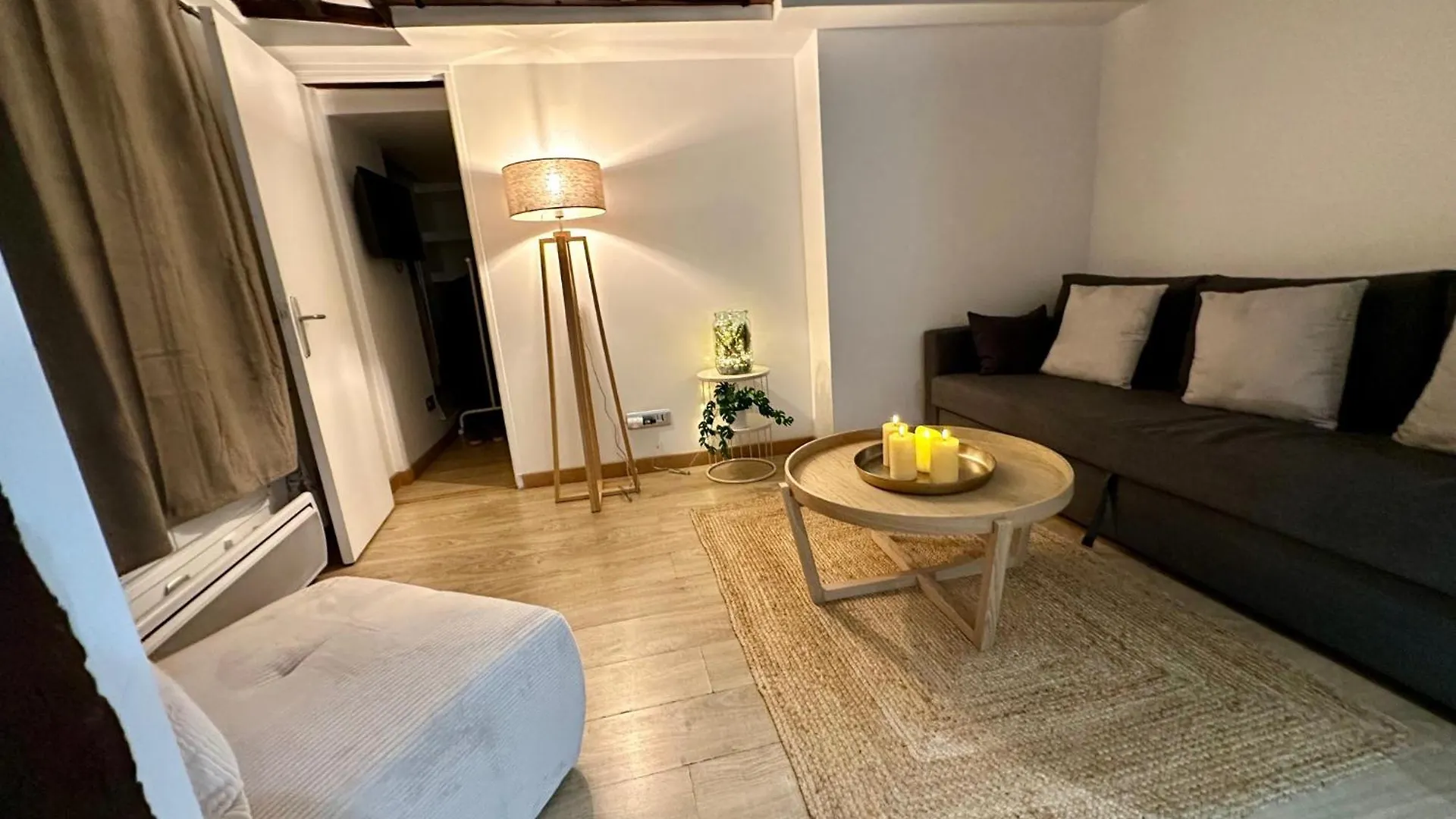 Superbe Appartement contacts